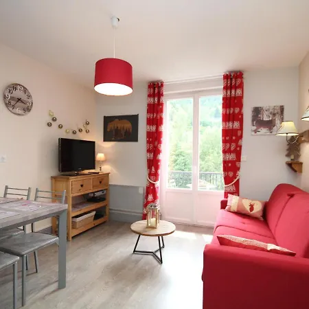 شقة T2 Avec Balcon Et Wifi Au Centre Du Mont-dore - Fr-1-608-75 *